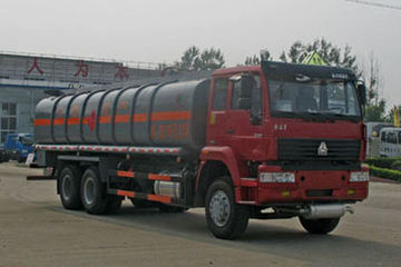 重汽斯太尔底盘&nbsp;油罐车图片