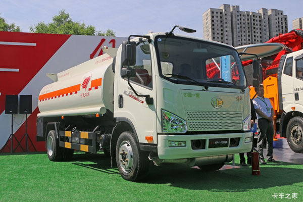 河北华旗(旗林牌)一汽解放轻卡底盘