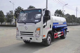 舜德大运轻卡底盘洒水车/喷洒车图片