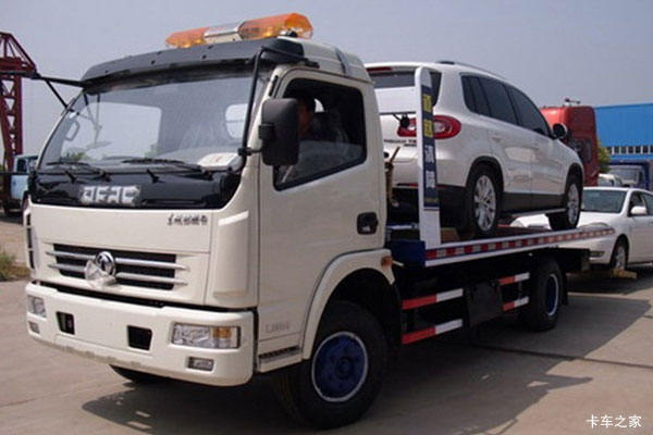 湖北新中绿(中洁牌)东风股份底盘