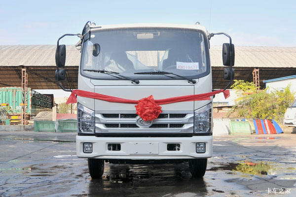 福田时代底盘清障车