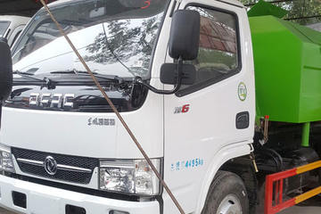 湖北江南(江特牌)东风股份底盘垃圾运输车