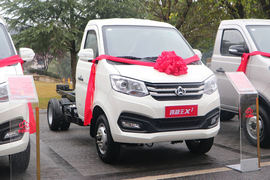 长安跨越跨越王X1垃圾运输车图片