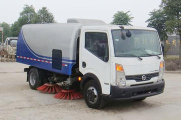 郑州日产底盘&nbsp;扫路车图片