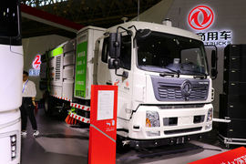 中联重科东风商用车底盘扫路车图片