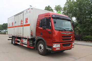青岛解放底盘&nbsp;液体运输车图片