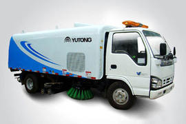 宇通重工庆铃底盘清洗车图片