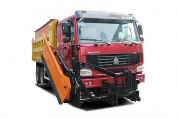 重汽豪沃(HOWO)底盘&nbsp;除雪车图片