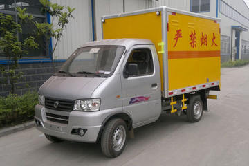 东风股份底盘&nbsp;爆破器材运输车图片